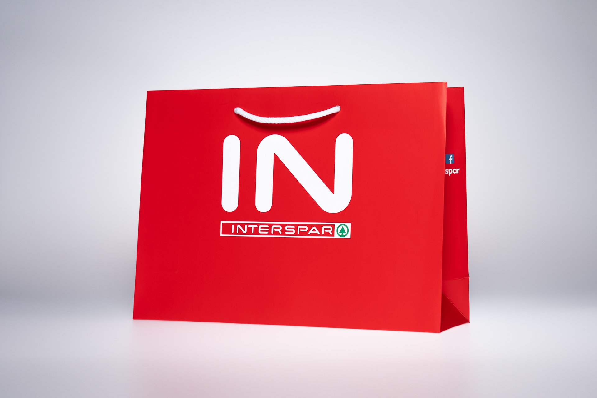 2024-07-03-PROSY-Produktfotos-Papiertaschen-c_PEAKMEDIA_Dominik_Zwerger-A0108925-web-1